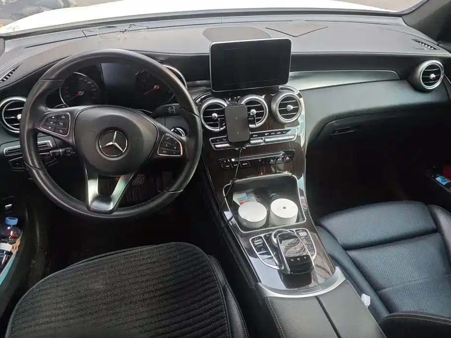 Mercedes-Benz GLC — миниатюра 12