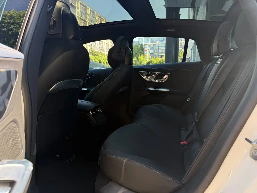 Mercedes-Benz EQE — миниатюра 10