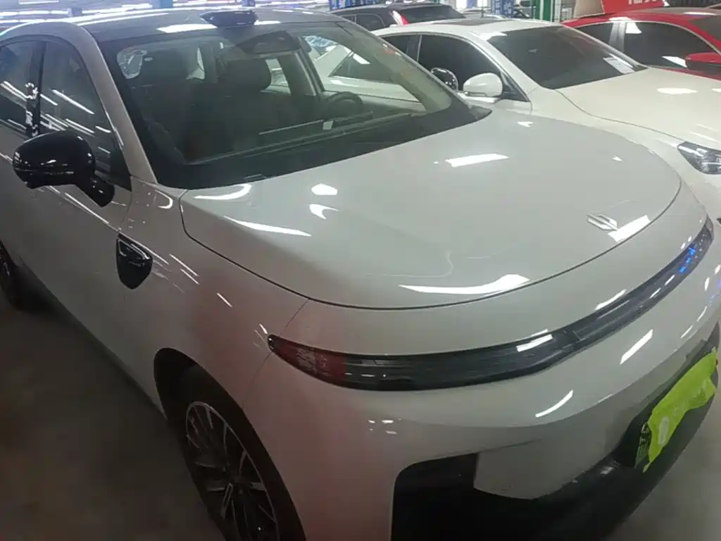 Leapmotor Leapmotor B10 — миниатюра 4
