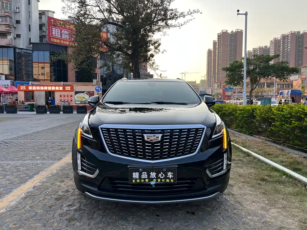 CADILLAC XT5