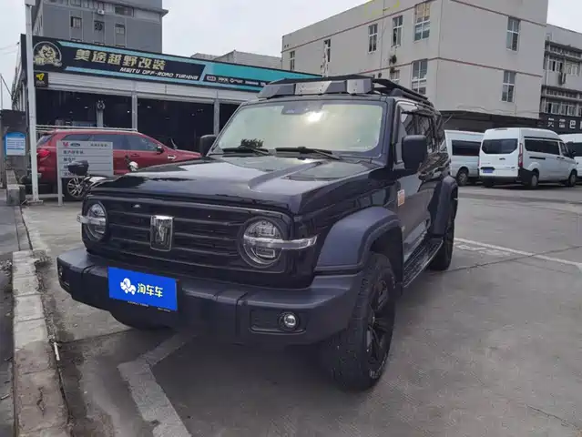 2022 TANK 300