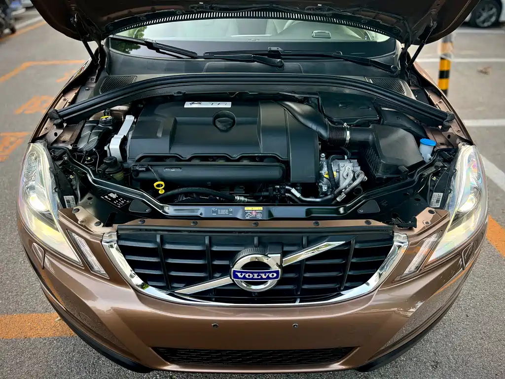 Volvo XC60 (Import) — миниатюра 37