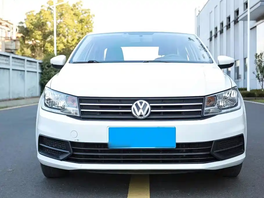 Volkswagen Santana — миниатюра 3