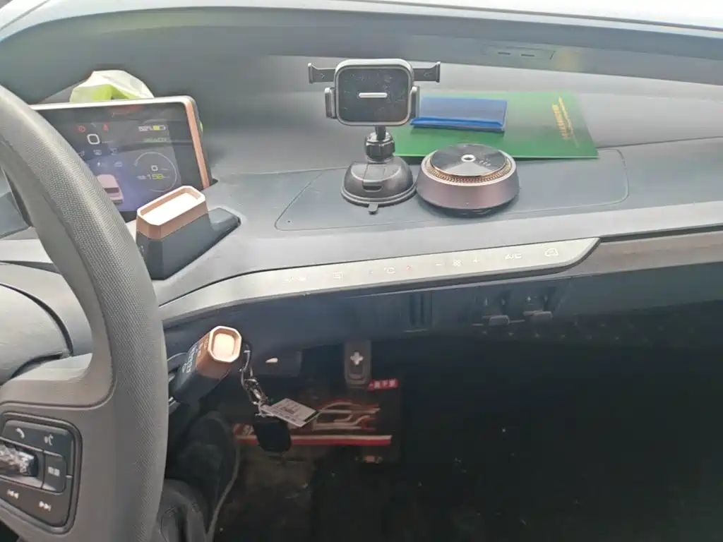 Wuling Nano EV — миниатюра 18