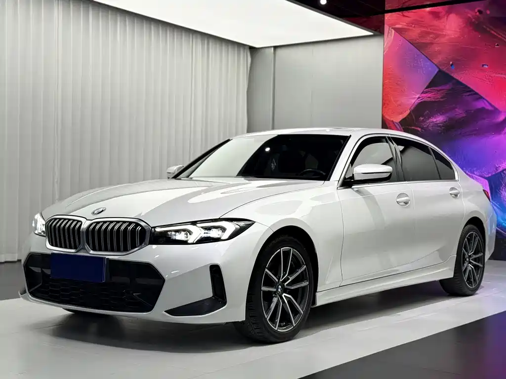 BMW 3 Series 2024