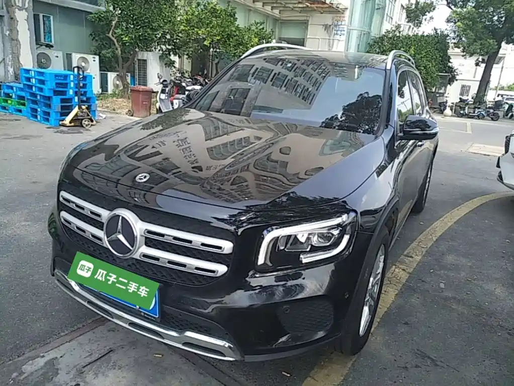 2023 Mercedes-Benz GLB - zdjęcie 1 z 25