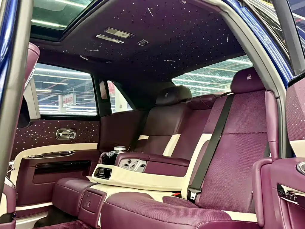 Rolls-Royce Ghost — миниатюра 13