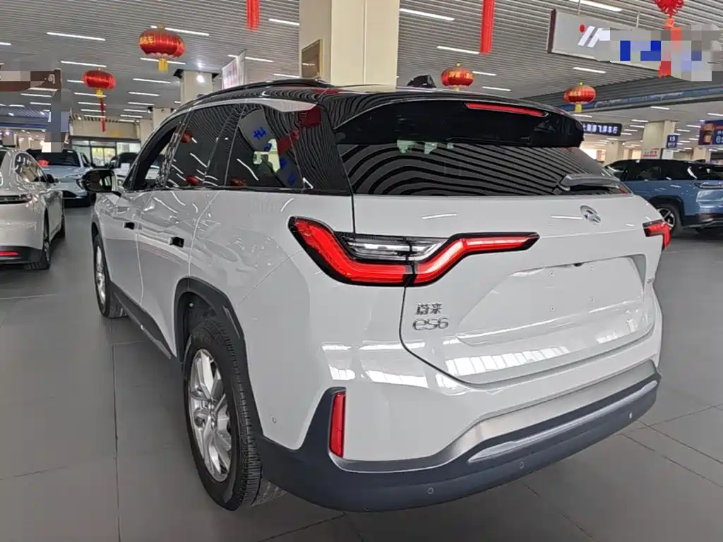 NIO ES6 — миниатюра 5