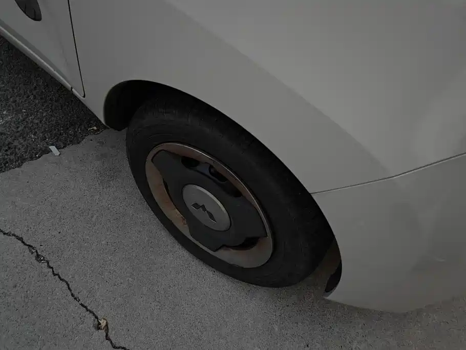 Wuling MINIEV — миниатюра 6