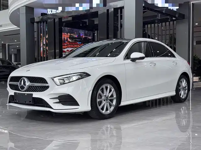 MERCEDES-BENZ A CLASS