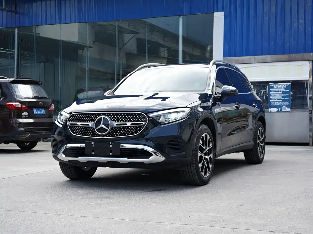 2024 Mercedes-Benz GLC - zdjęcie 1 z 22