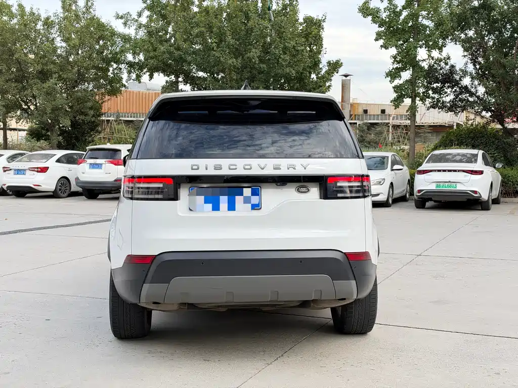 Land Rover Discovery — миниатюра 4