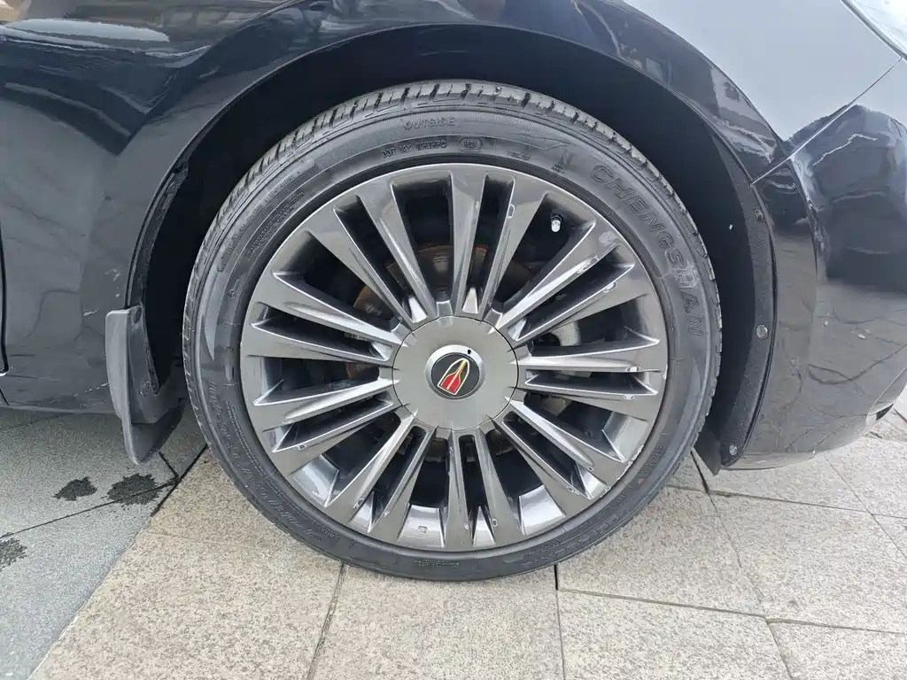 Hongqi Hongqi H5 — миниатюра 15