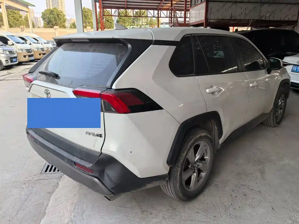 TOYOTA RAV4 RONGFANG