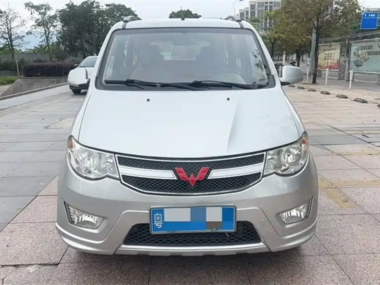 Wuling Hongguang 2016
