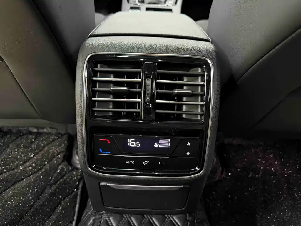 Volkswagen CC — миниатюра 15