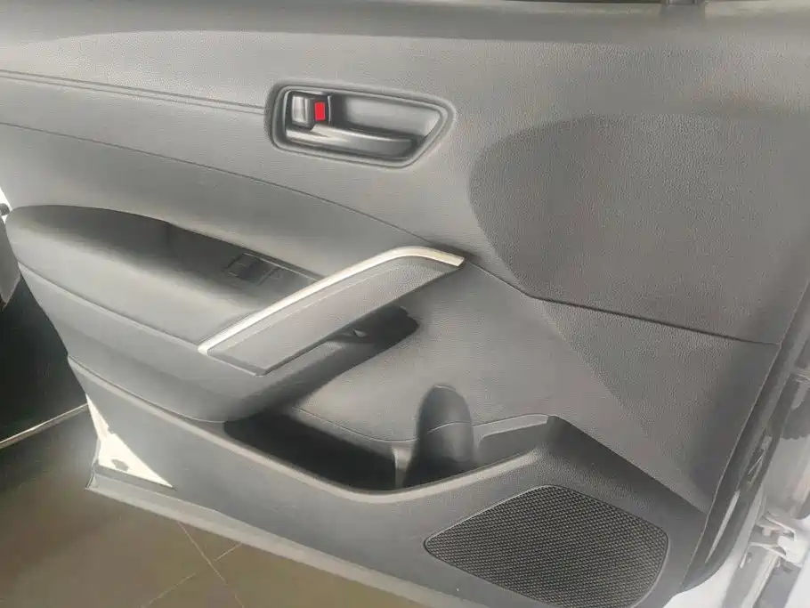 Toyota Frontlander — миниатюра 7