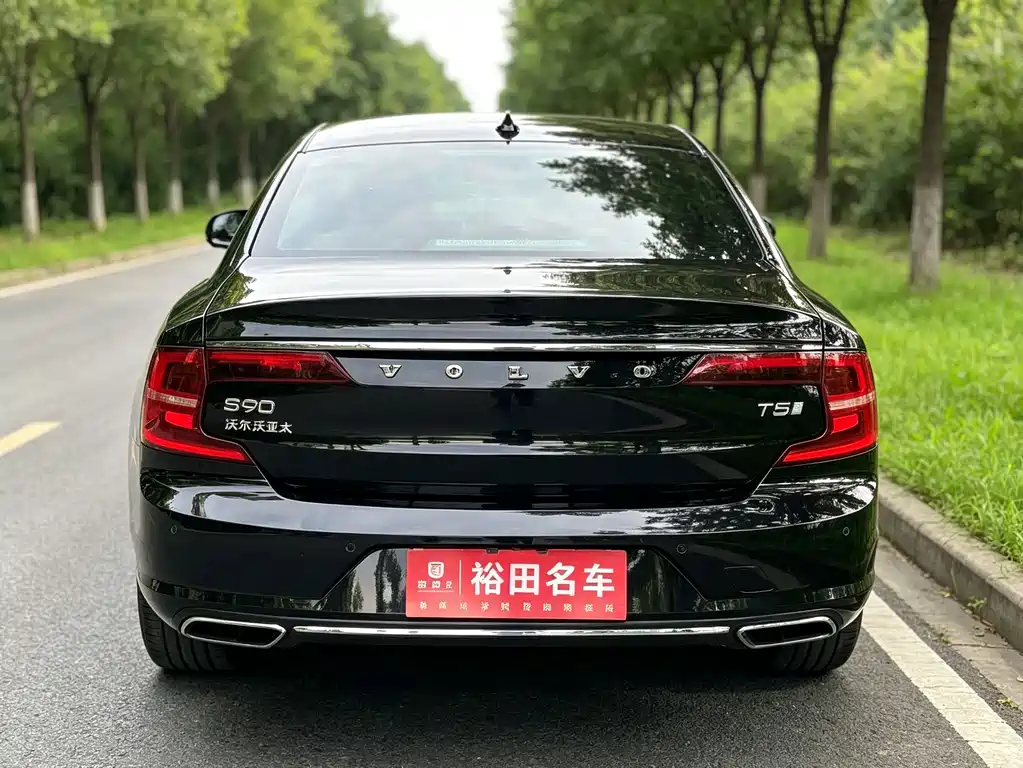 Volvo S90 — миниатюра 4