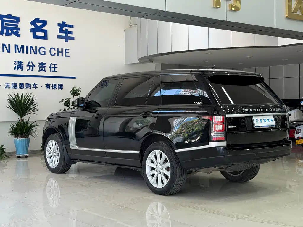 Land Rover Range Rover — миниатюра 16