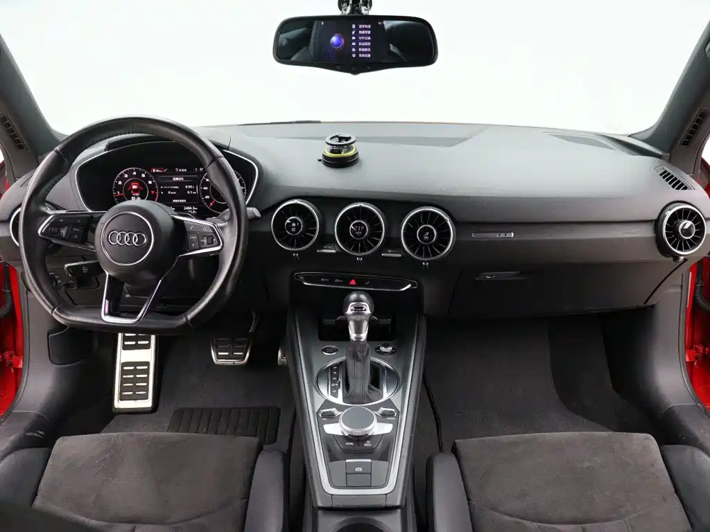 Audi TT — миниатюра 11
