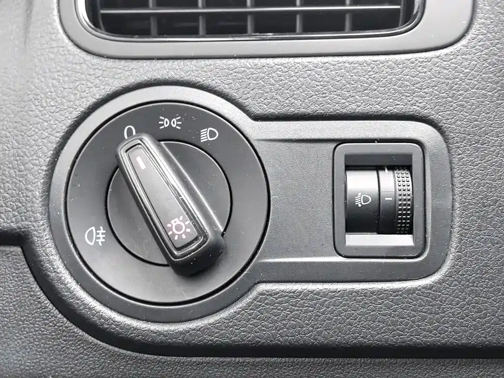 Volkswagen Polo — миниатюра 21