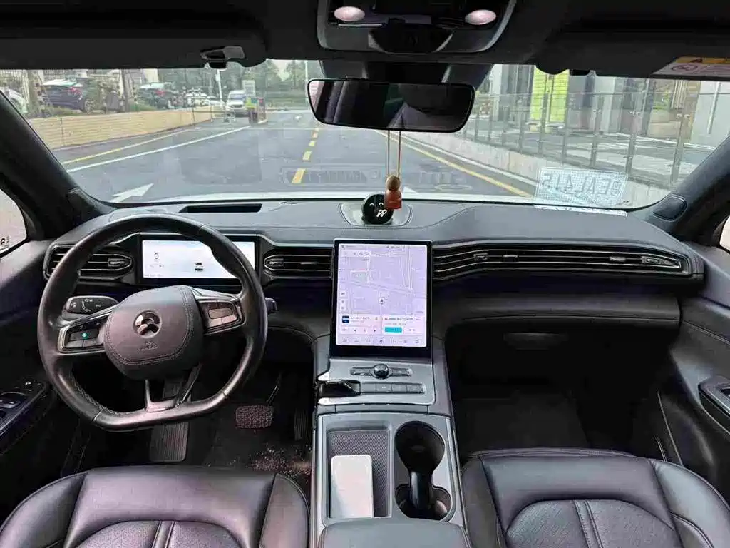 NIO ES6 — миниатюра 7