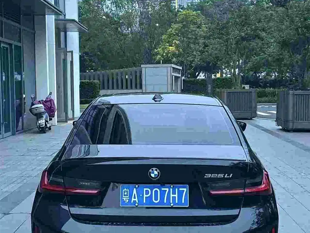 BMW 3 Series — миниатюра 4