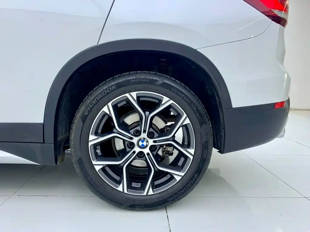 BMW X1 sDrive20Li Premium Type, фото 39