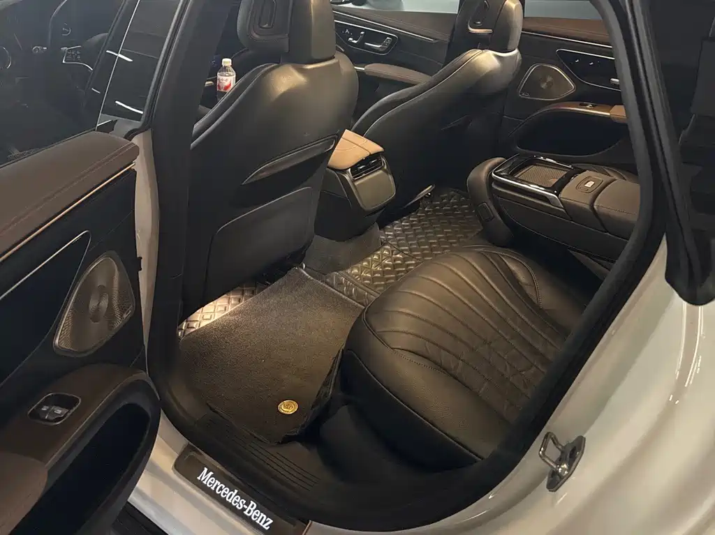 Mercedes-Benz EQS — миниатюра 7