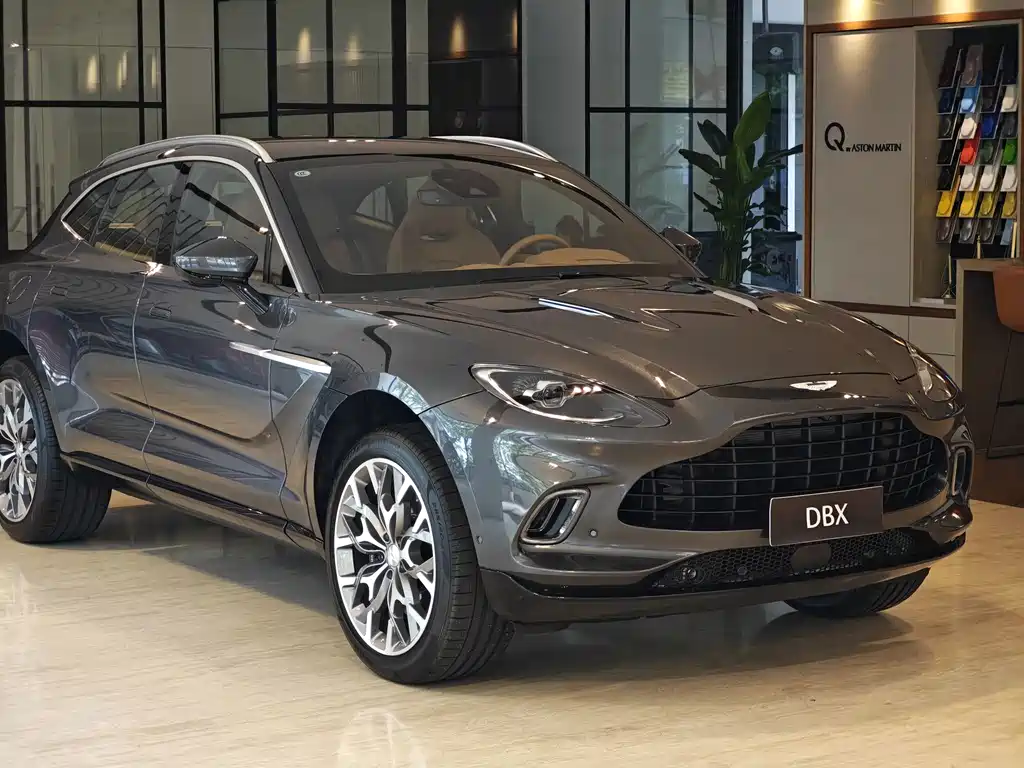 Aston Martin DBX — миниатюра 3