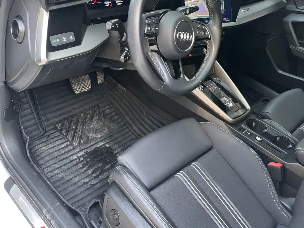 Audi A3 — миниатюра 10