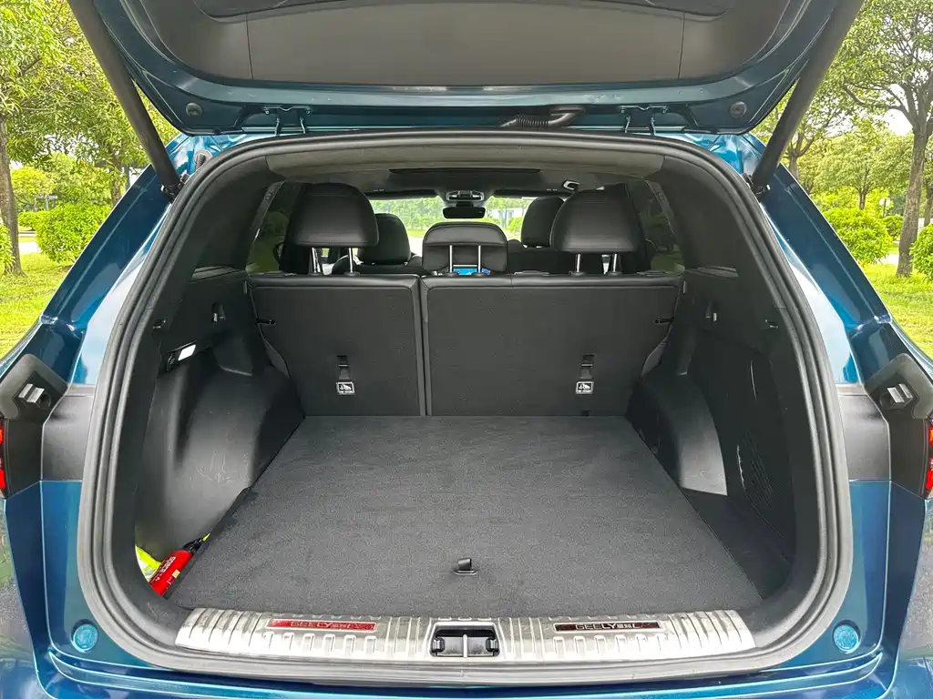 Geely Xingyue L — миниатюра 26