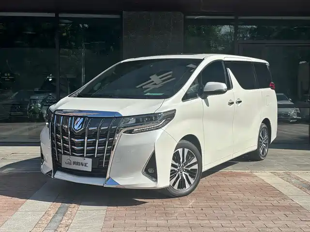 TOYOTA ELFA 2018