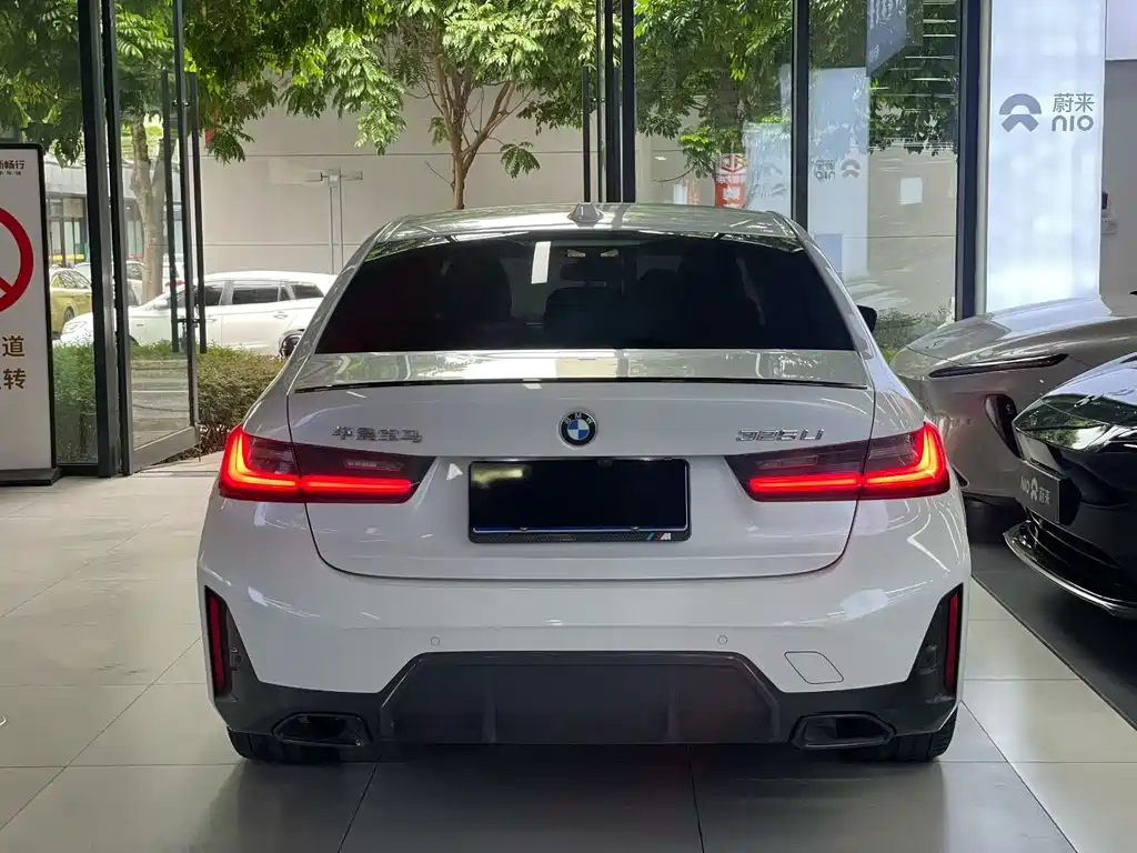 BMW 3 Series — миниатюра 4