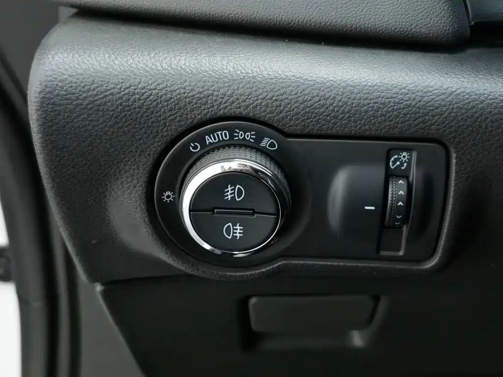 Buick Excelle — миниатюра 21