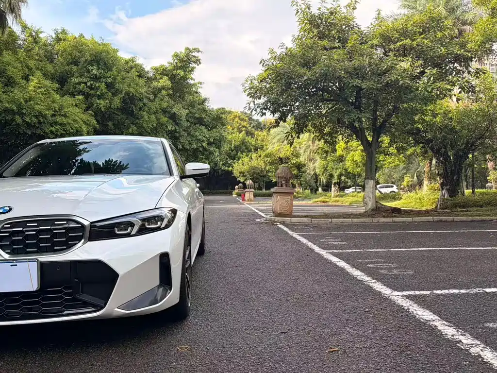 BMW 3 Series — миниатюра 12