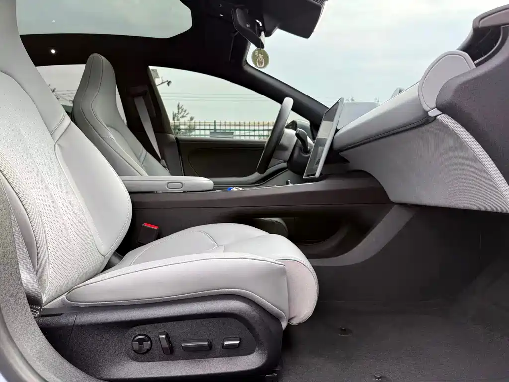 NIO ET5 — миниатюра 14