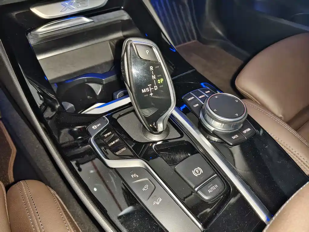 BMW X3 — миниатюра 12