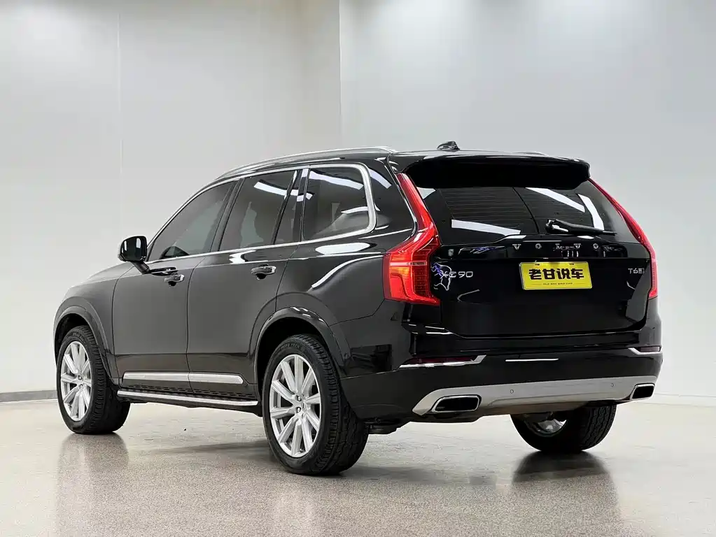 Volvo XC90 — миниатюра 5