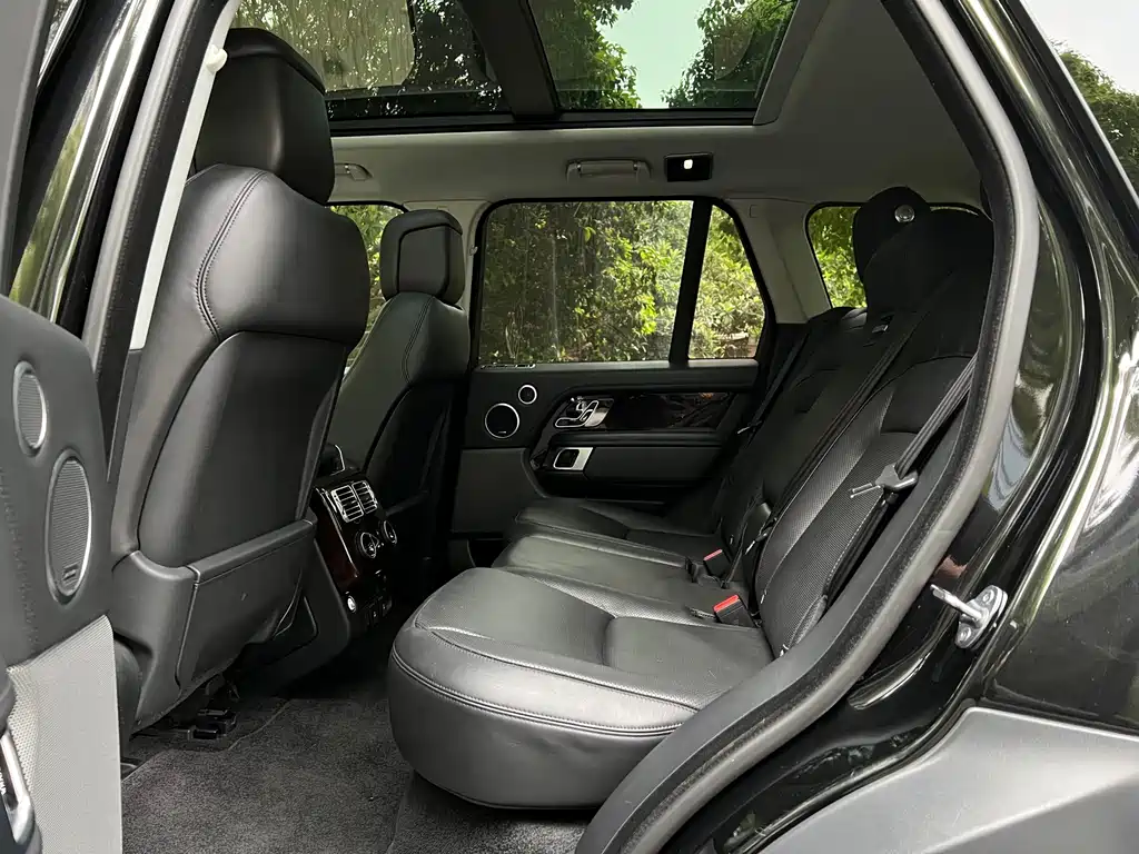 Land Rover Range Rover — миниатюра 15