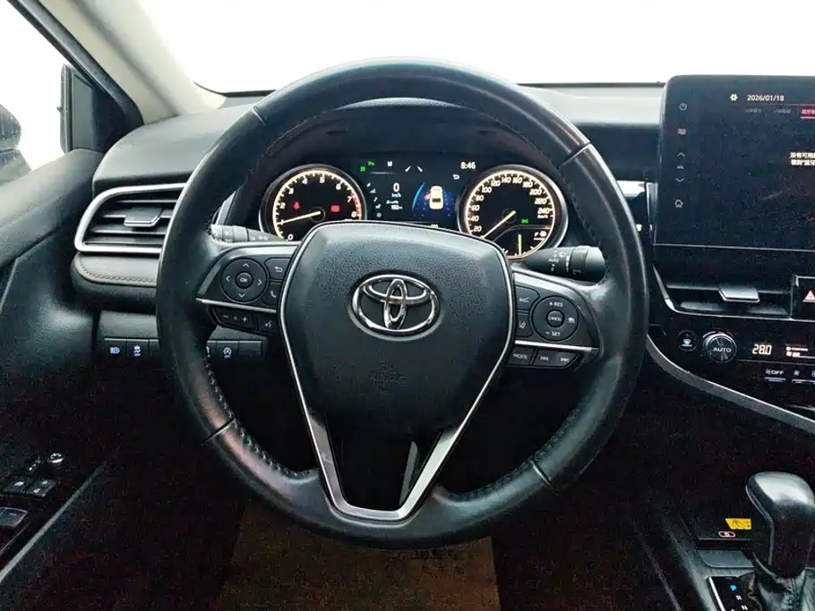 Toyota Camry — миниатюра 15