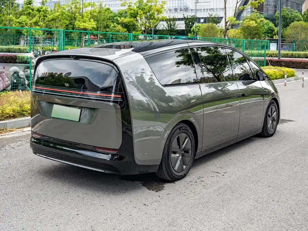 Li Auto Li MEGA — миниатюра 6