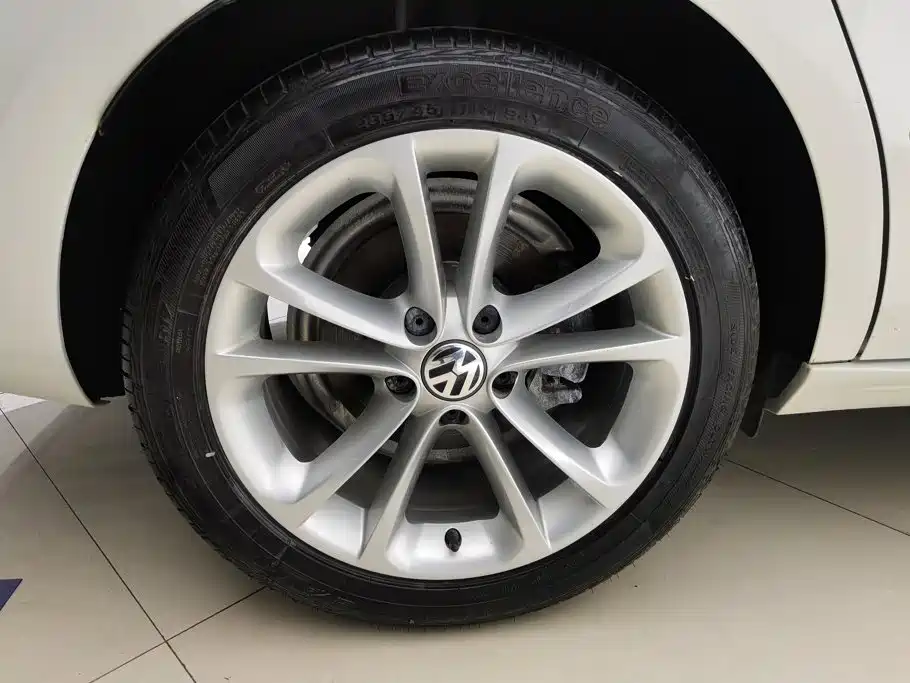 Volkswagen CC — миниатюра 6