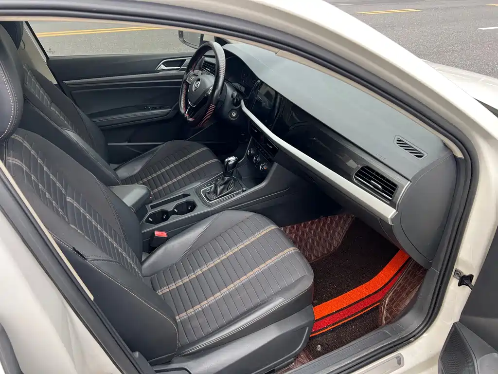 Volkswagen Lavida — миниатюра 12