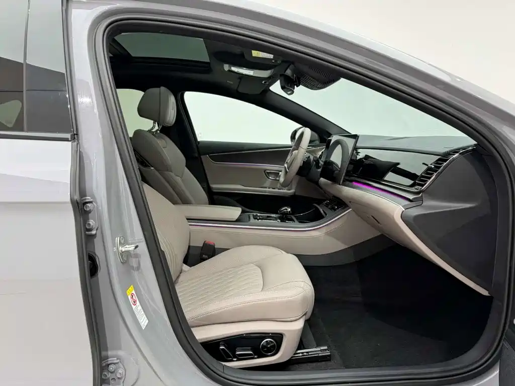 BYD Han — миниатюра 19