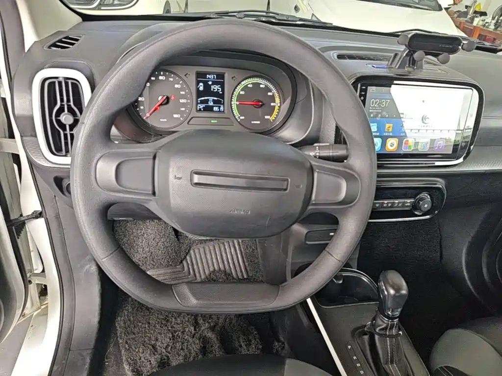 Roewe Clever — миниатюра 11