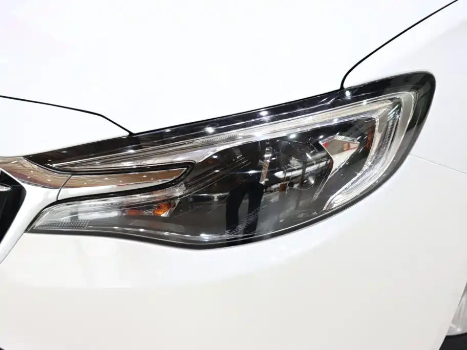 Buick Excelle — миниатюра 7
