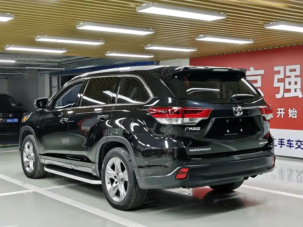 Toyota Highlander — миниатюра 4