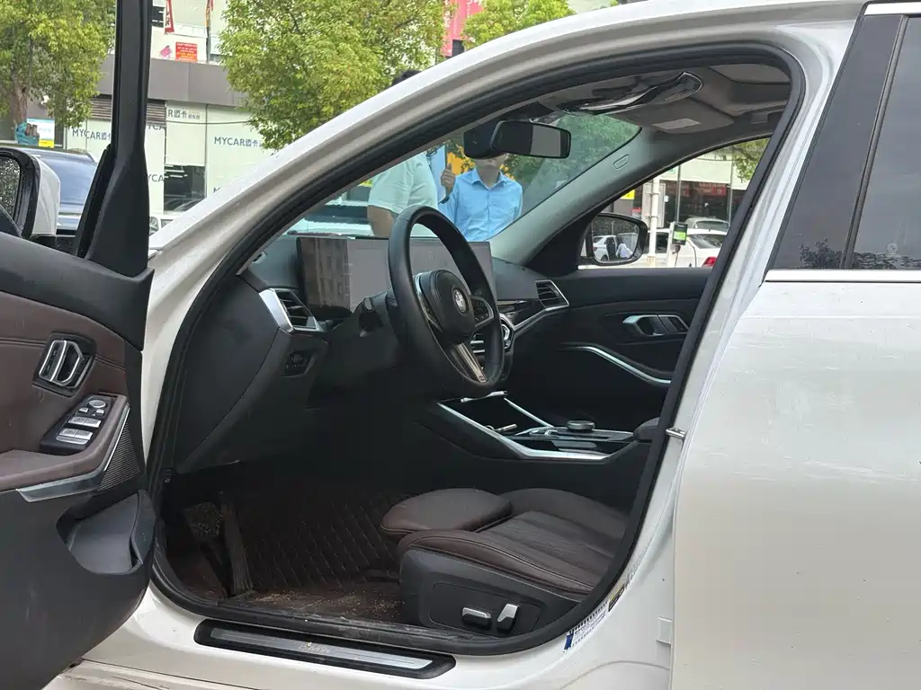 BMW i3 — миниатюра 14