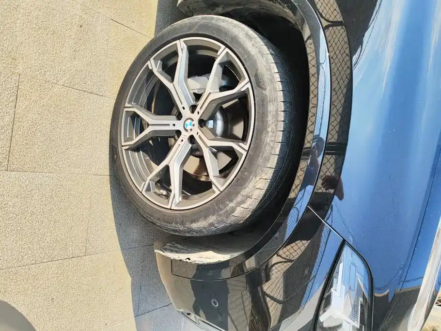 BMW X5 — миниатюра 6